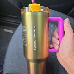 Stanley X Starbucks Limited Edtion 40oz Tumbler