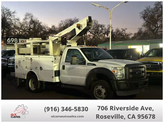 2013 Ford F450 Super Duty Regular Cab & Chassis