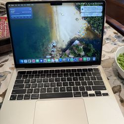 MacBook Air M2 