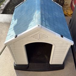 Plastic Dog house