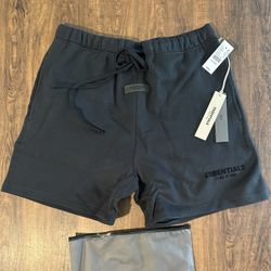 Essential Short 