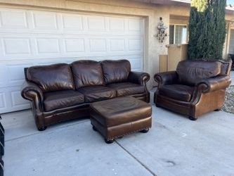 American 🇺🇸 Classic Country 3PC Leather Set with nailhead!  