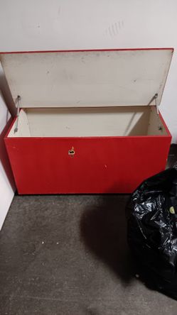 TOY TRUNK FOR SALE