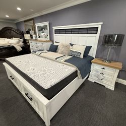 4 Pc King Bedroom Set 