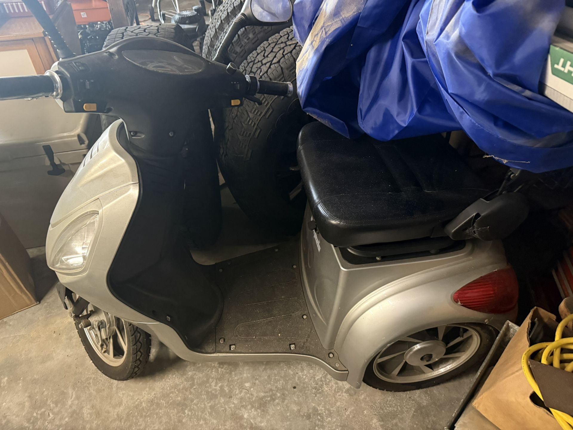Electric Scooter 