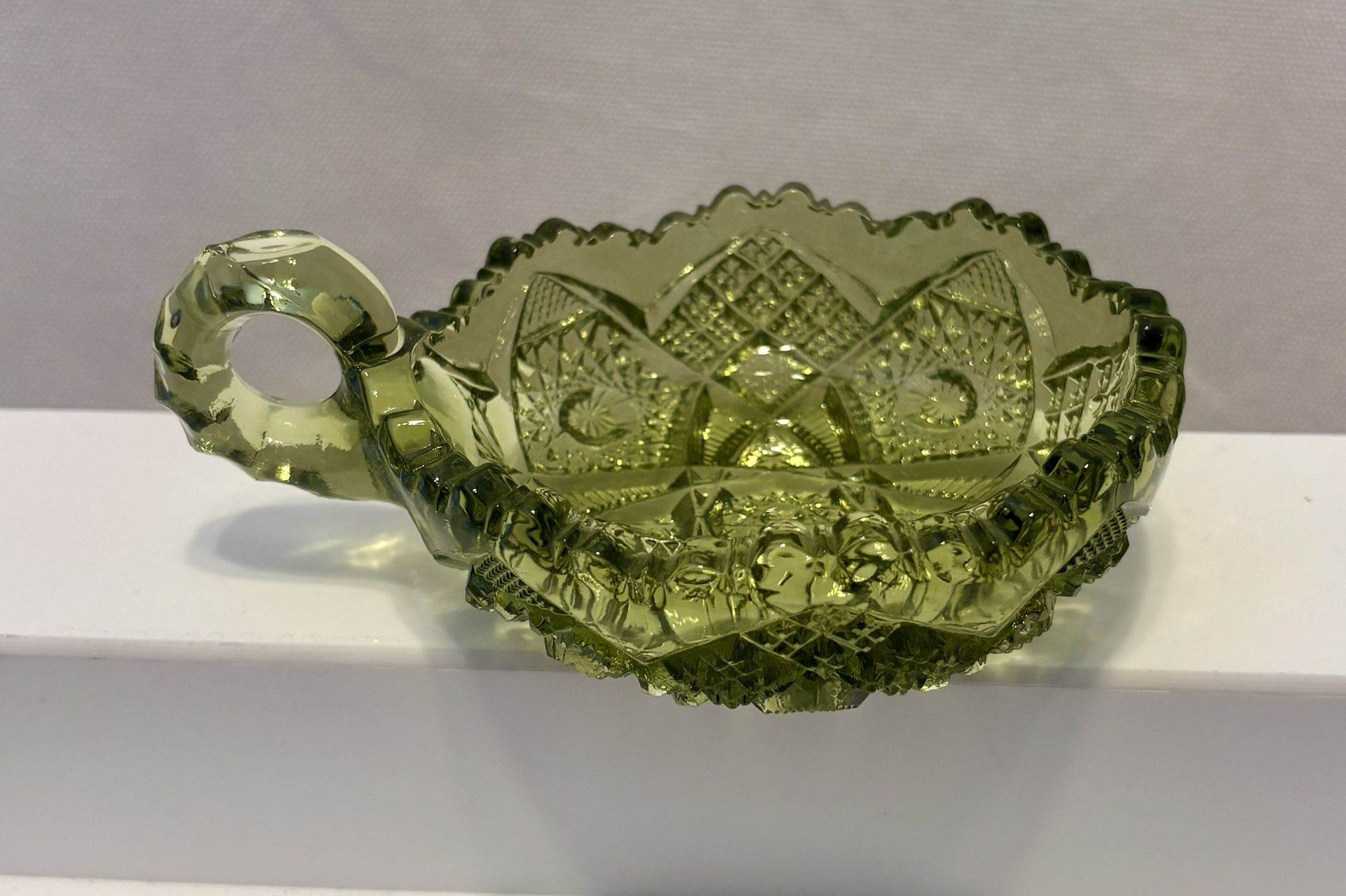 Quintet Hobstar Heritage Green Glass Bowl - Depression Era