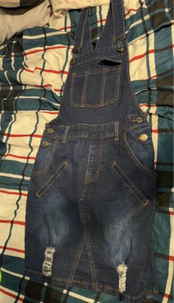 Overol de mezclilla en falda talla m