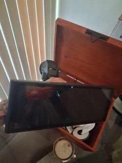 Portable apple play 10.2in screen