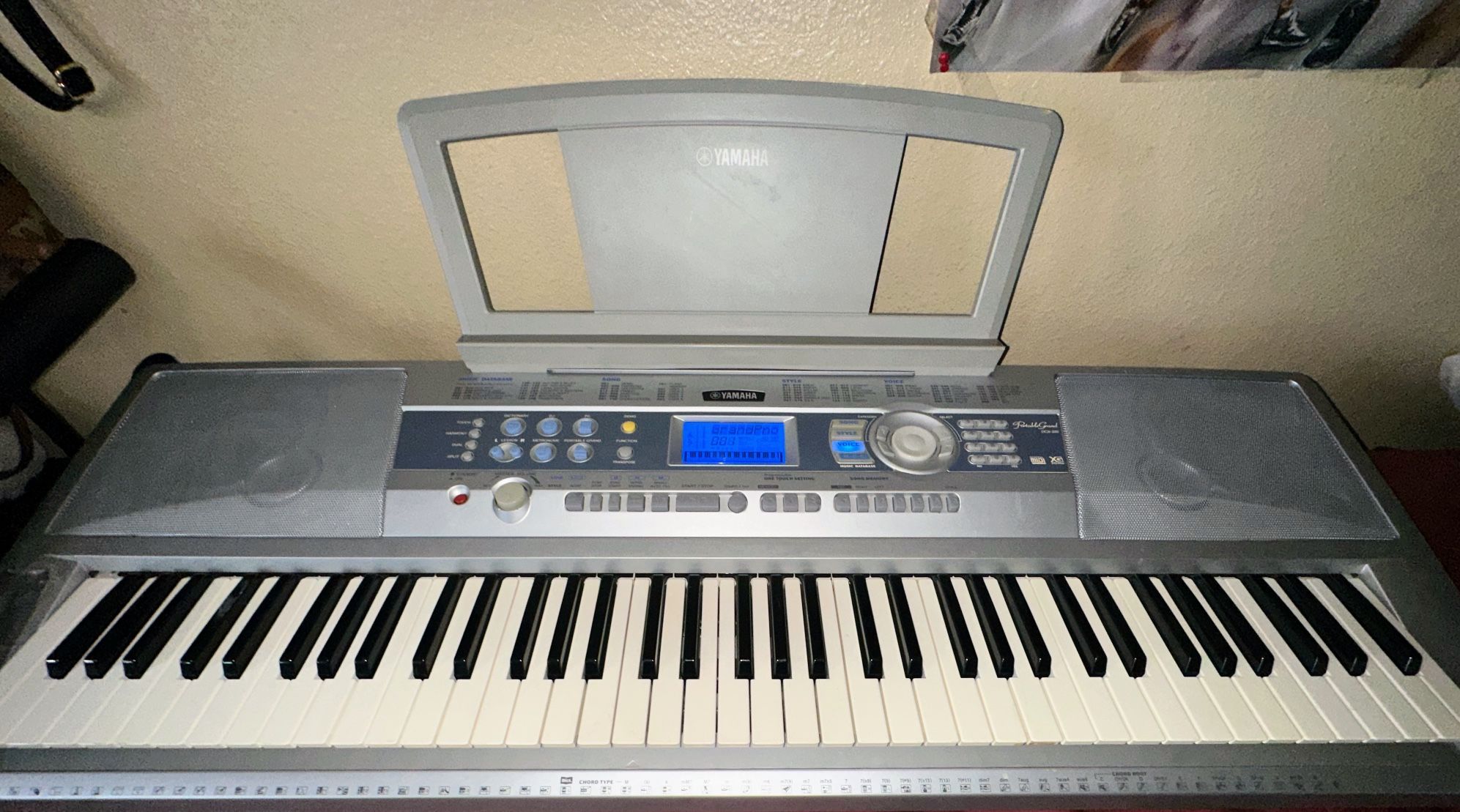 Yamaha Portable Grand  76 Key Keyboard 
