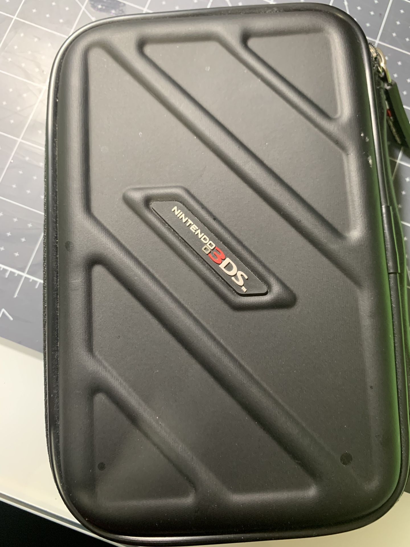 Nintendo new 3Ds (Black Friday Edition) for Sale in Visalia, CA OfferUp