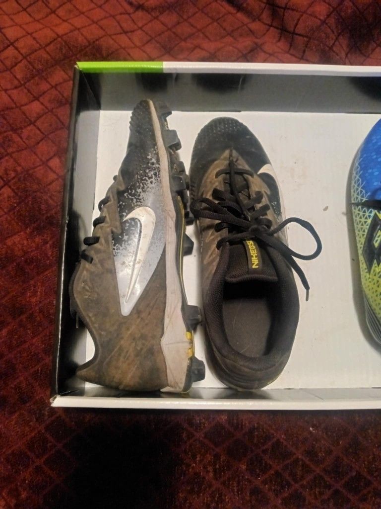 Men's Cleats