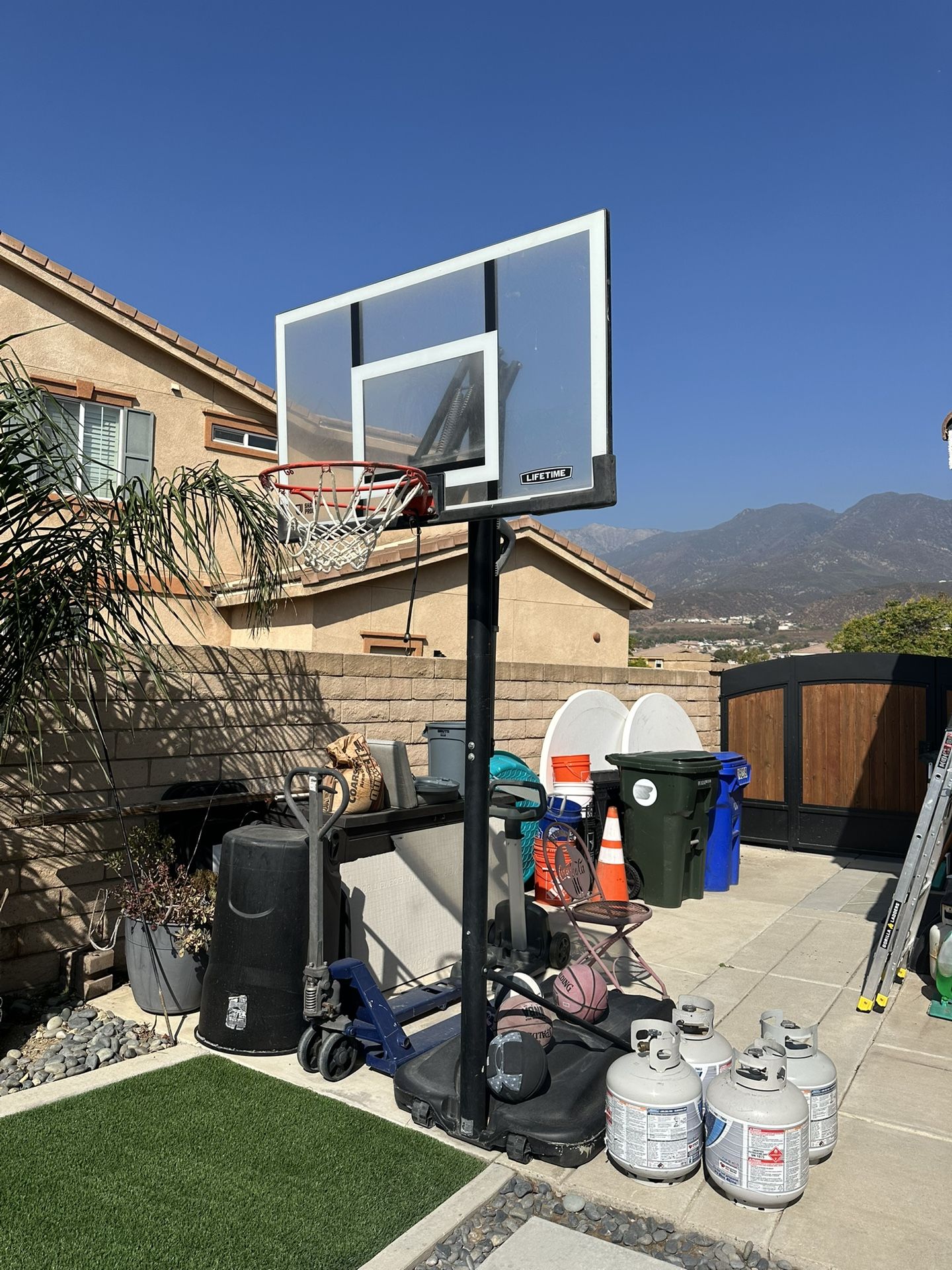 Basketball Hoop/stand