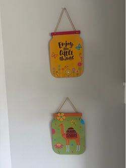 Set of 4 Jar-Shaped Decorative Wall Hangings
