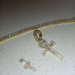 Gold Plated Bracelet - 2 Ankh Gold plated Pendants 