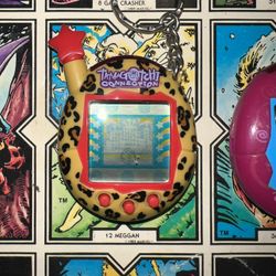 Tamagotchi Connection 2004 - Yellow Cheetah. Tested.