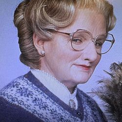 Mrs. Doubtfire- Saturday 4/20 At 8pm-4 Lower Orch CenterTickets 