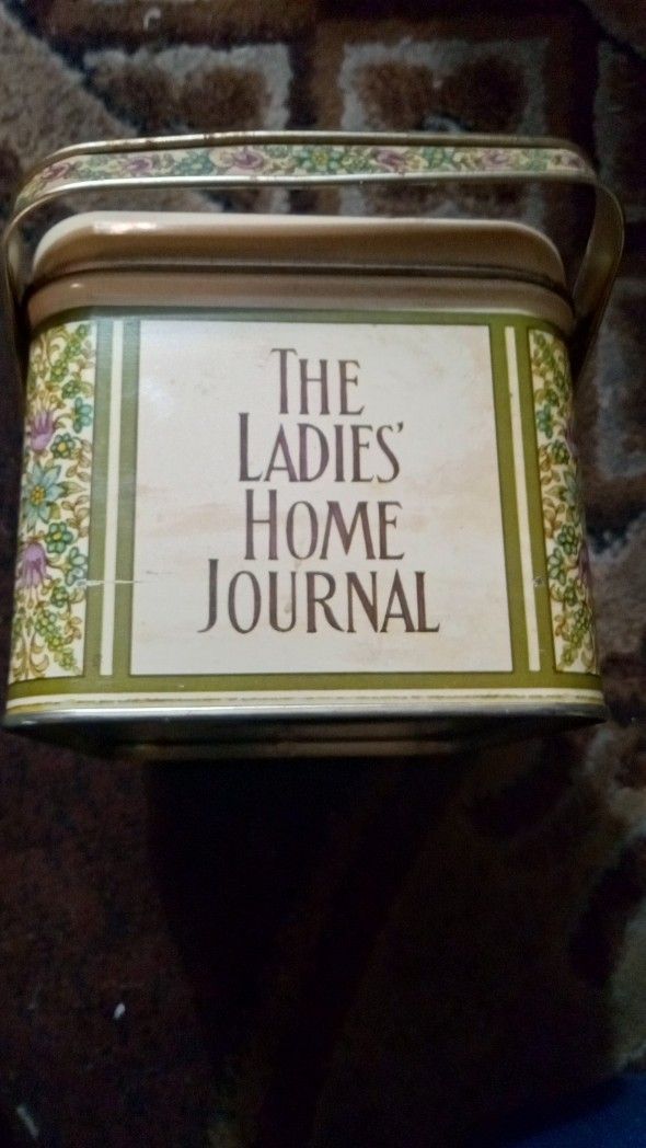 Vintage Ladies Home Journal Metal Box With L Vintage Ladies Home Journal Metal Box With Lid In Excellent Condition 