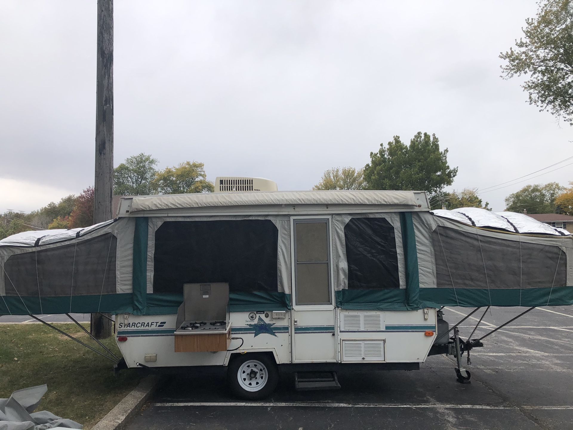 1996 Starcraft Satellite 1224 Popup Camper