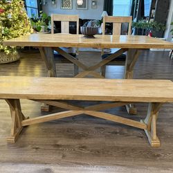 Table (Dining room)