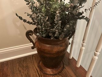 2-Metal Planter