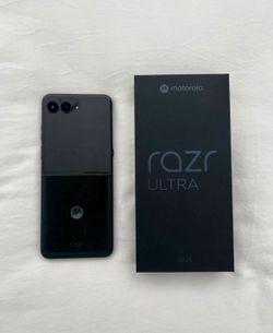 Motorola RAZR Ultra 2025 512gb Unlocked any carrier
