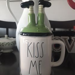 Rae Dunn Kiss Me Mug w/ Topper
