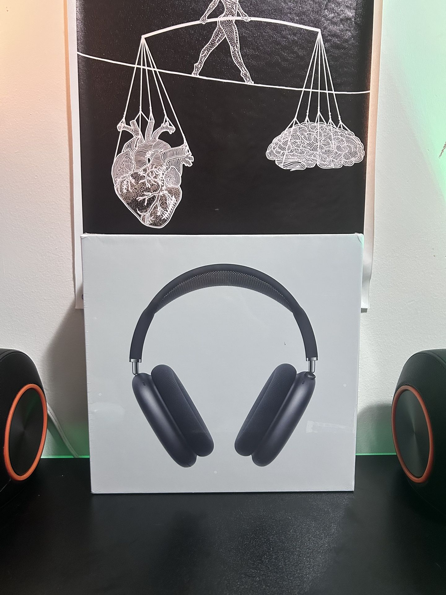 AirPod Maxs (SEALED & NEGOTIABLE)