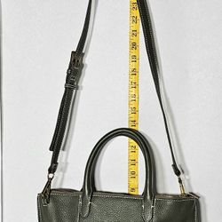 ***GILI (Got It Love It) Olive Green (Genuine Leather) Handbag Crossbody***