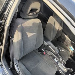04 Honda Civic Coupe Front 2 Seats