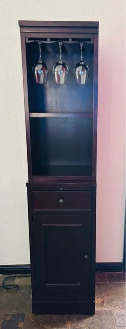 Bar cabinet