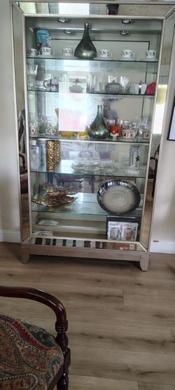 Cabinet with glass