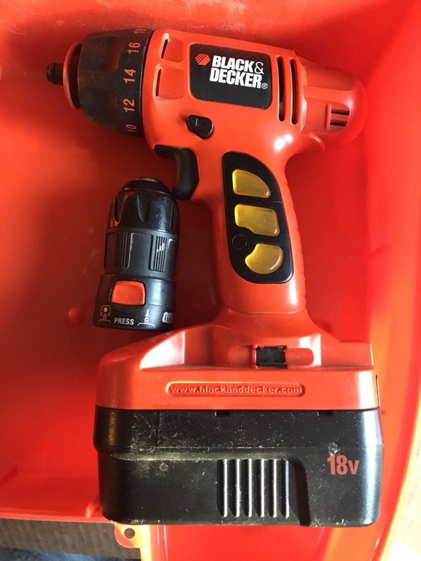 BLACK AND DECKER 18 VOLT CORDLESS DRILL DRIVER WOTH RADIO CHARGER BRAND NEW  IN THE BOX. 50 DOLLARS for Sale in Hillsboro, OR - OfferUp