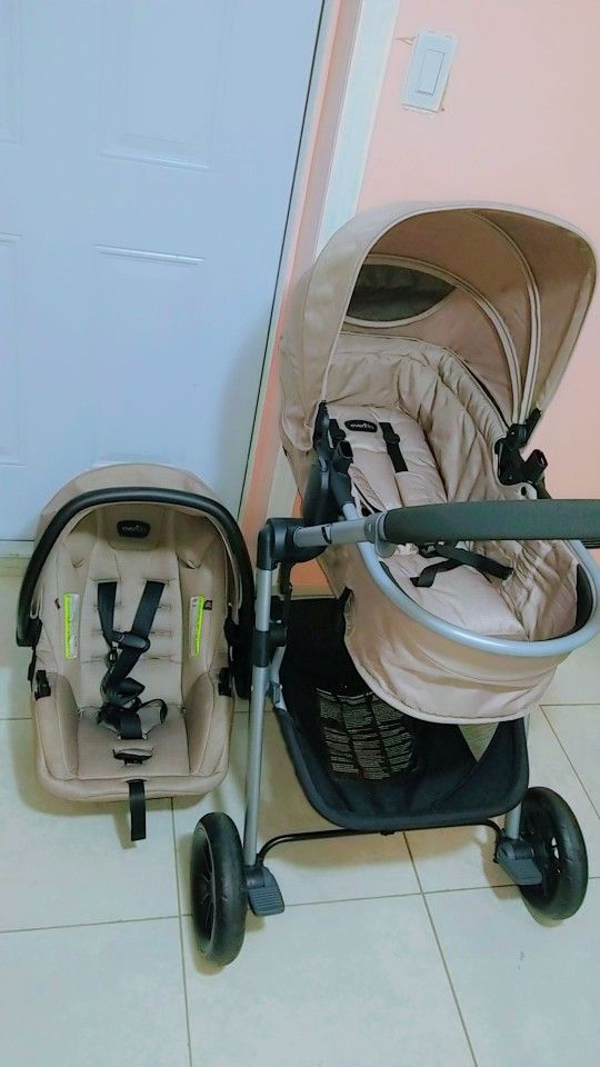 Baby  Carseat and  Stroller 