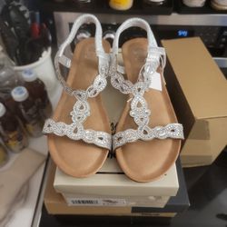 Elegant Sandals - Women's Size 8.5