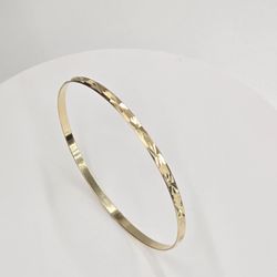 14kt Real Gold Bangle Bracelet 