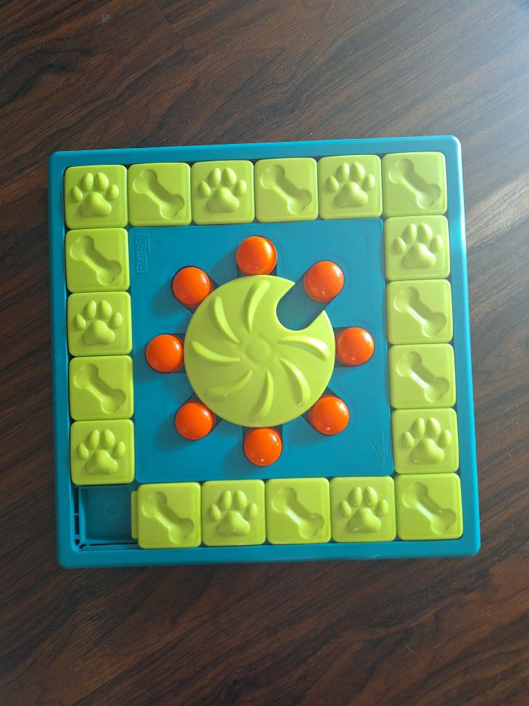 Nina Ottosom Multipuzzle for dogs