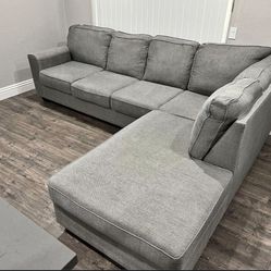 Sectional Sofa Sectional Couch ! Grey Sectional! Grey Sofa ! Free Delivery