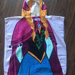 Elsa and Anna Pullover Hoody towels Size 3