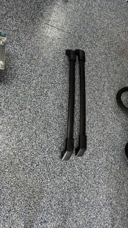 OEM Chevy Tahoe Roof Racks Locking. 2023