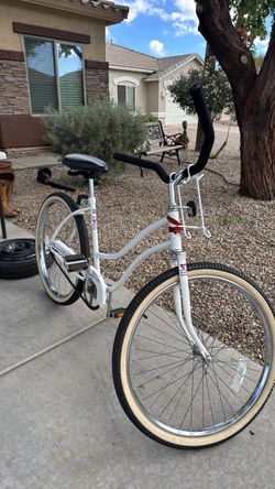 White Cruiser Bicycle with Whitewall Tires
