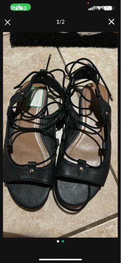 New tie Up Sandals 6 1/2