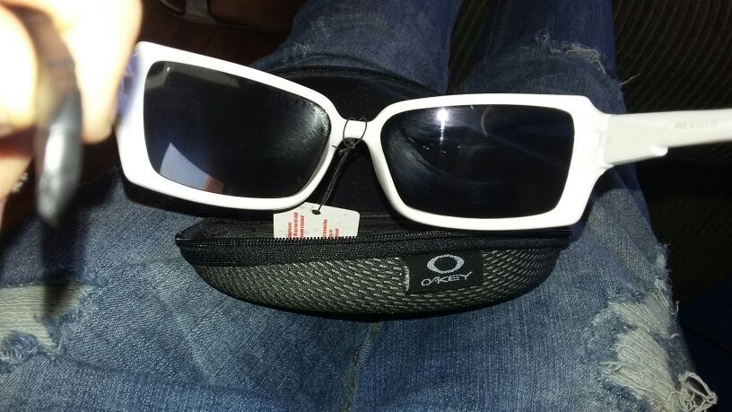 AUTHENTIC LOUIS VUITTON SUNGLASSES for Sale in Hayward, CA - OfferUp