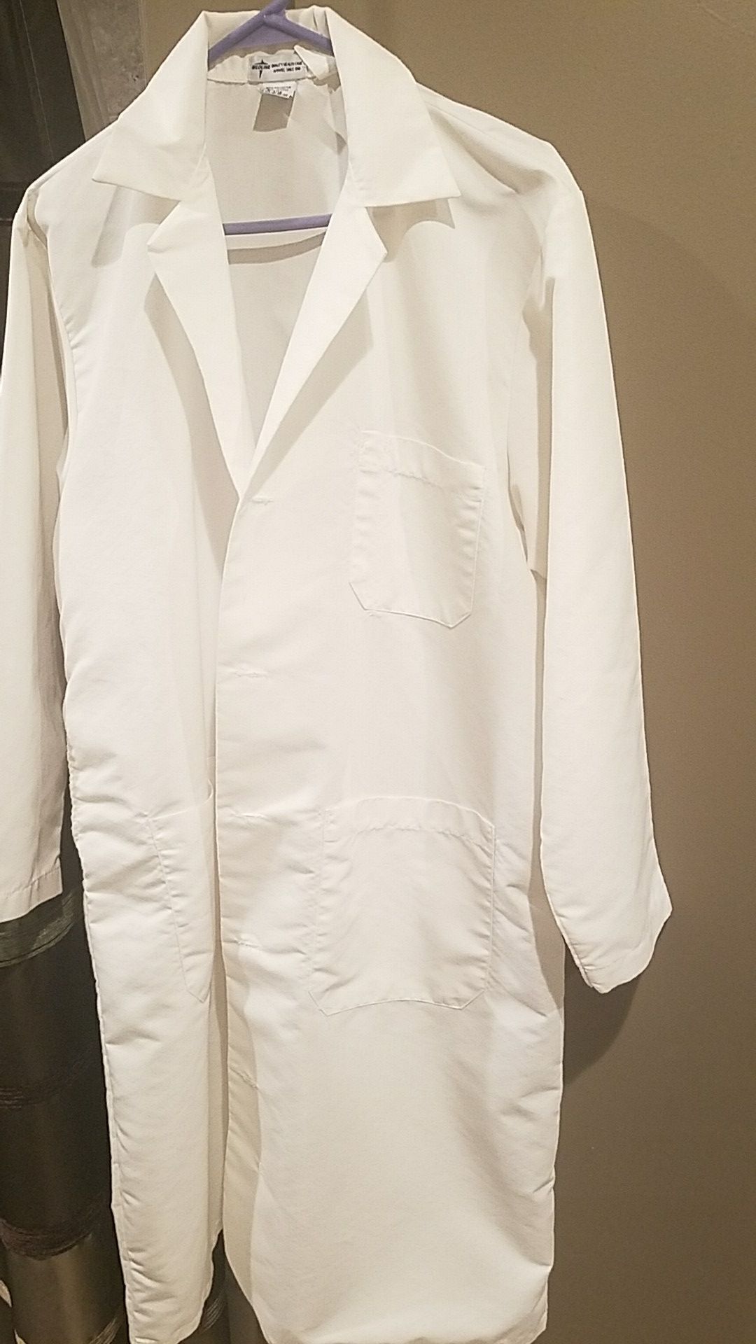 White lab coat Medline