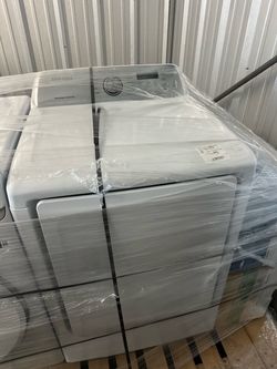Samsung White Electric Dryer – Sensor Dry with Sanitize & Steam Cycles