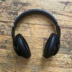 Beats Studio Pros