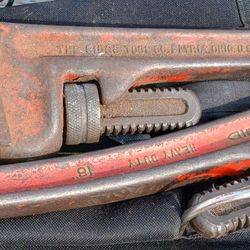 Pipe Wrench