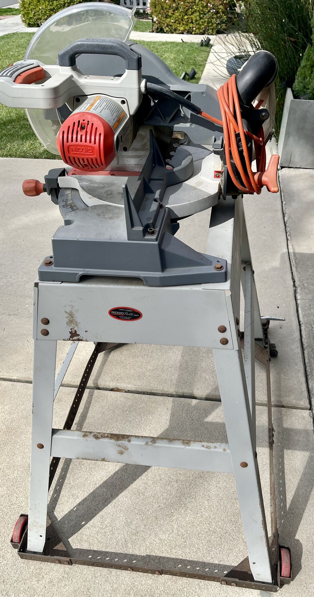 Rigid Miter Saw With Rolling Stand