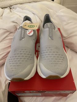 New Balance Fresh Foam Mens Sneakers 11 Wide