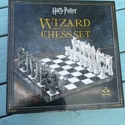 Harry Potter Wizard Chess Set 