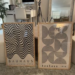 Bauhaus Canvas Artwork (Framed)